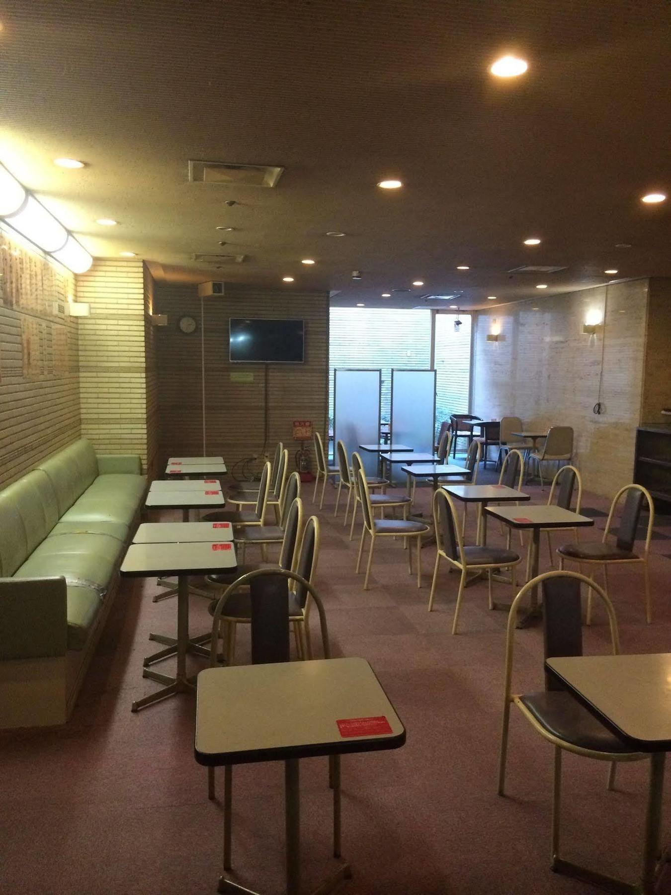 Capsule Hotel Asahi Plaza Shinsaibashi Oszaka Kültér fotó
