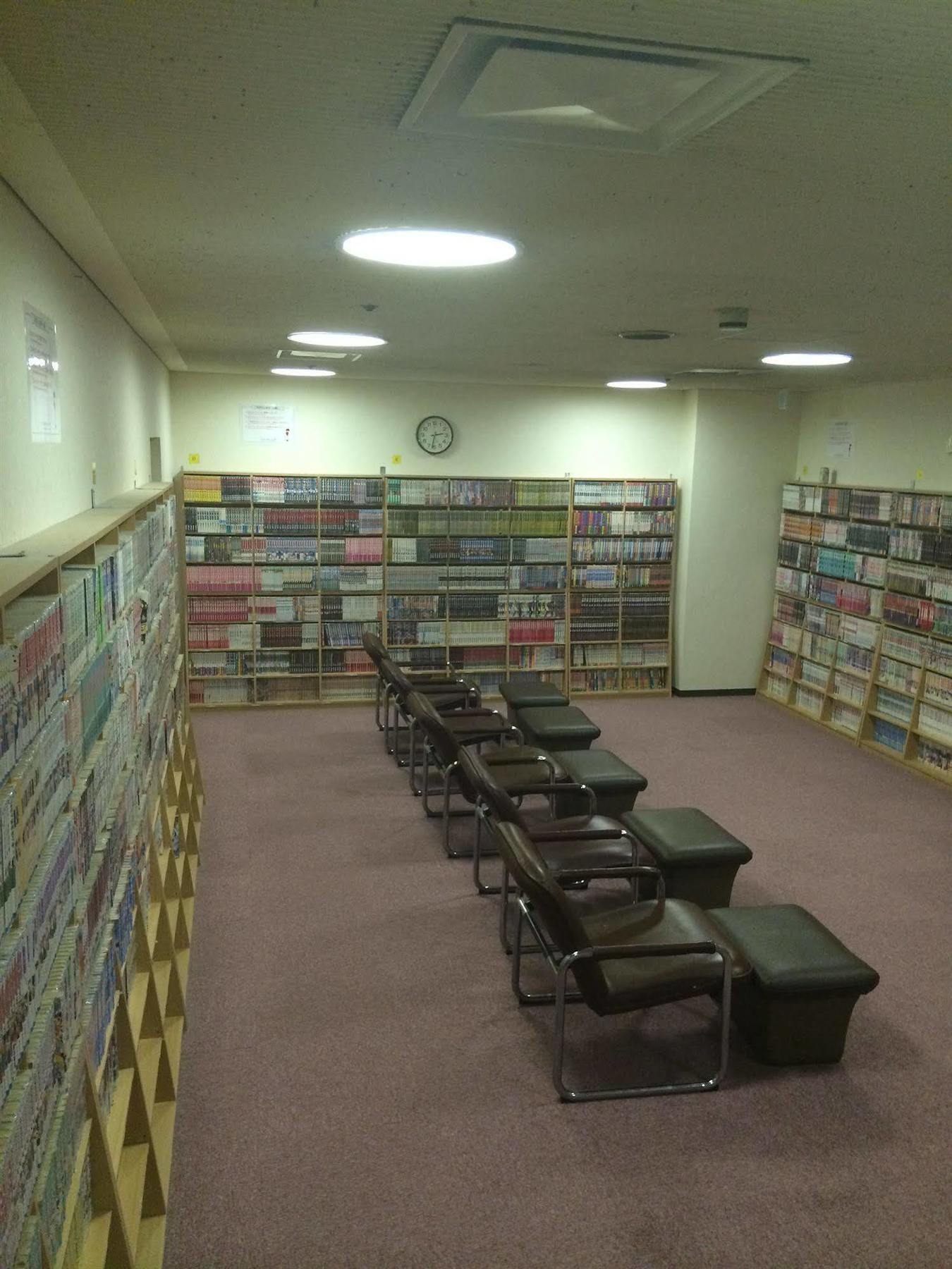Capsule Hotel Asahi Plaza Shinsaibashi Oszaka Kültér fotó
