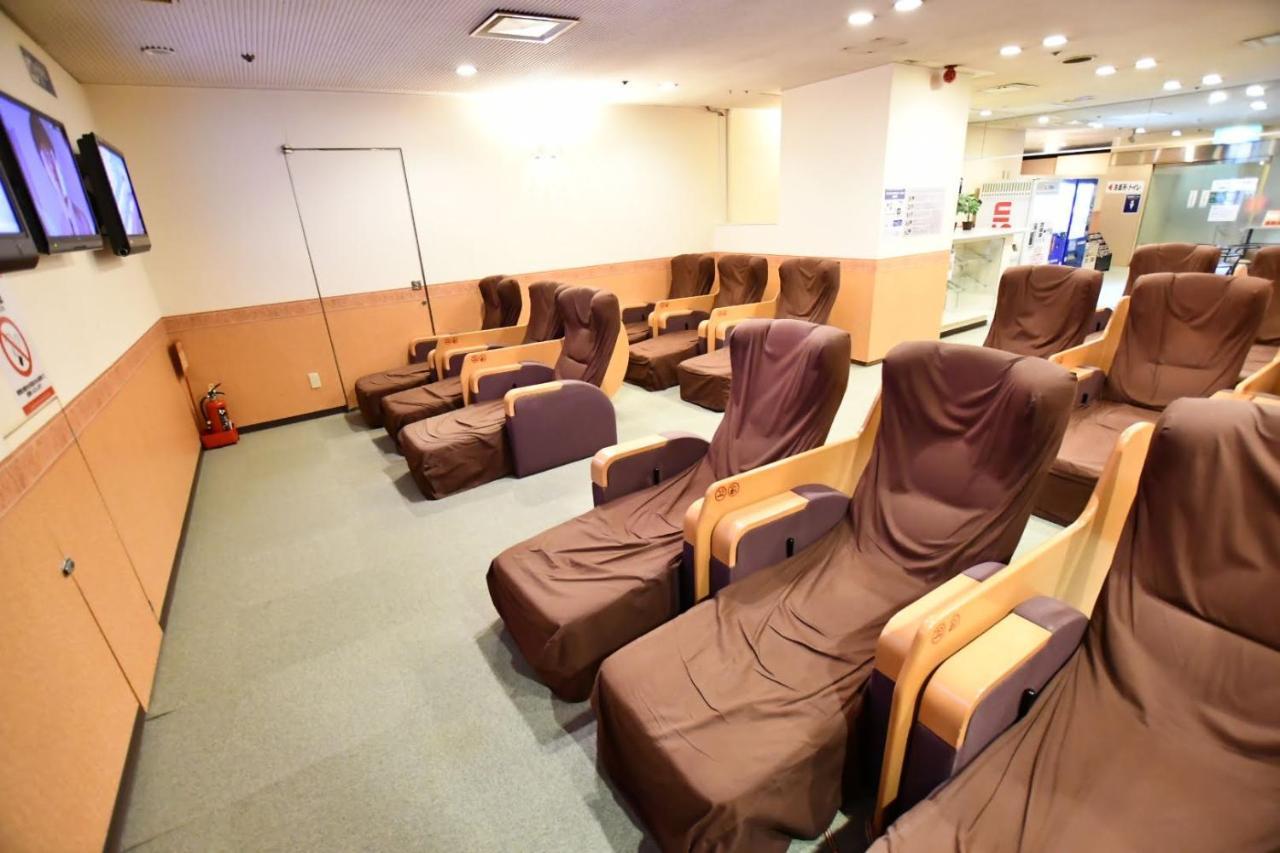 Capsule Hotel Asahi Plaza Shinsaibashi Oszaka Kültér fotó